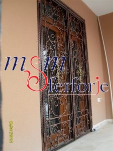072 FERFORJE BİNA GİRİŞ KAPISI