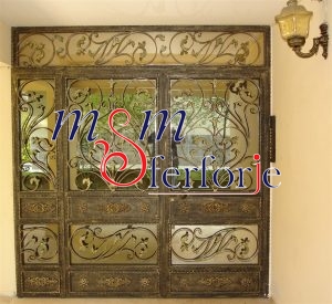 031 FERFORJE BİNA GİRİŞ KAPISI