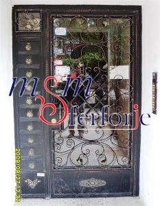 036 FERFORJE BİNA GİRİŞ KAPISI