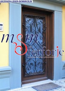 048 FERFORJE BİNA GİRİŞ KAPISI