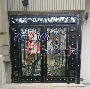 079 FERFORJE BİNA GİRİŞ KAPISI