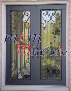 084 FERFORJE BİNA GİRİŞ KAPISI