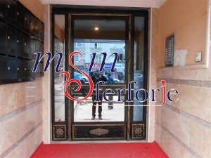 147 FERFORJE BİNA GİRİŞ KAPISI